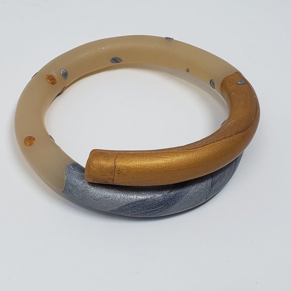 Banglet - Picture 1 of 3